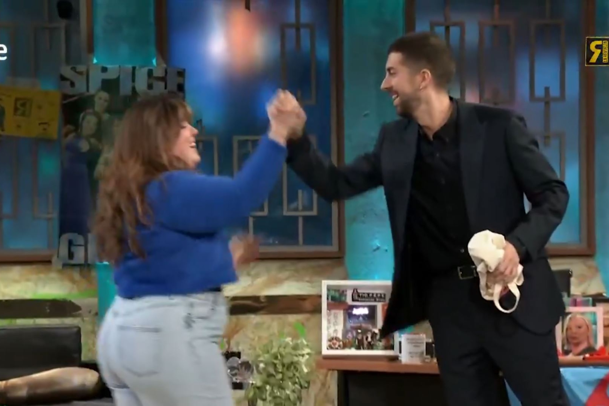 震惊世界 震惊世界